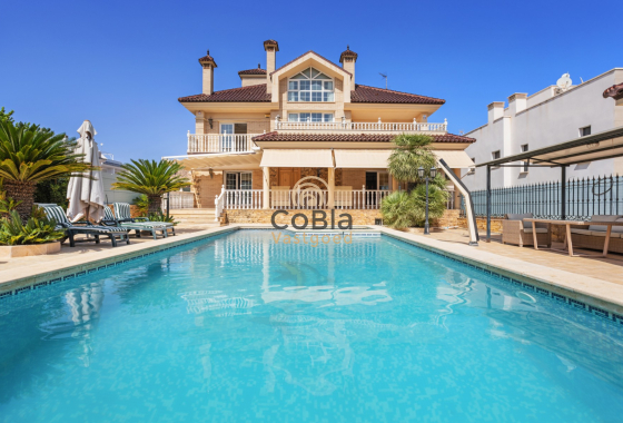 4. House - Detached Villa - Herverkoop - Torrevieja - La Veleta