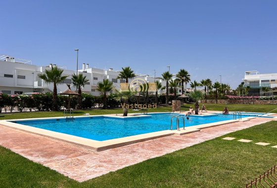 Apartment flat - Herverkoop - Entre Naranjos Vistabella Golf - BC-79265