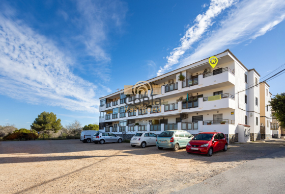 Apartment flat - Wiederverkauf - Torrevieja - La Siesta
