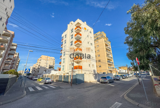 Apartment - Wiederverkauf - Torrevieja - Nueva Torrevieja