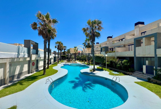 Apartments - Herverkoop - Torrevieja - La Mata
