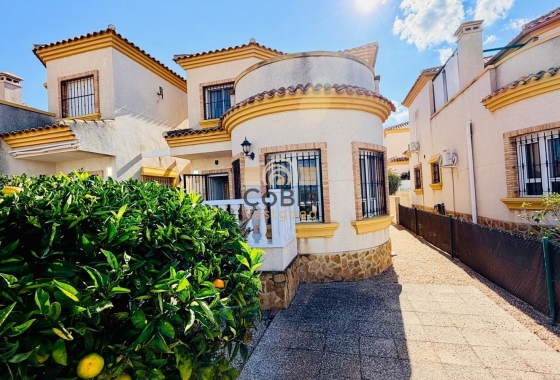 Detached Villa - Herverkoop - Los Montesinos - La Herrada