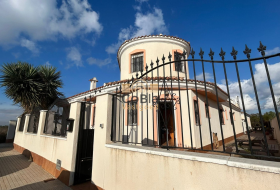 Detached Villa - Resale - Los Alcazares - BC-41766