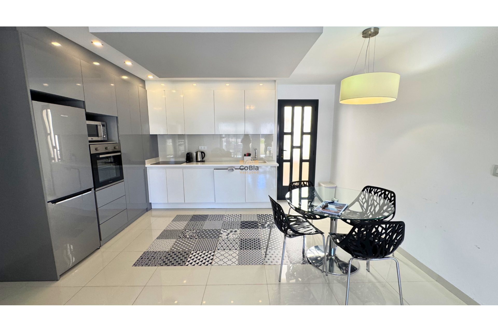 Herverkoop - Apartments - Mil Palmeras