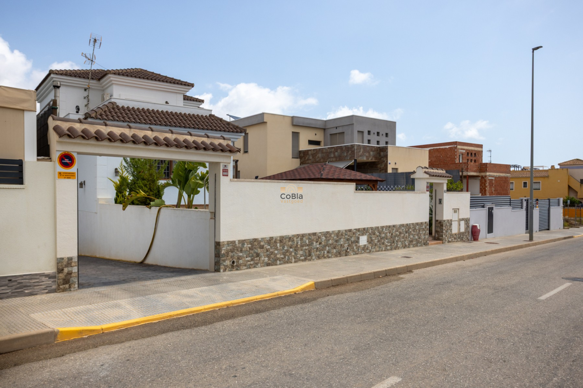 Herverkoop - Detached Villa - Los Montesinos - La Herrada