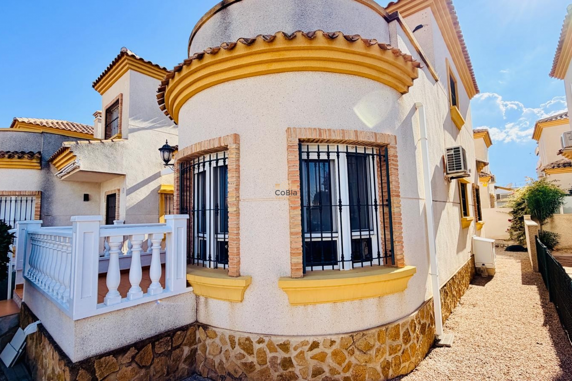Herverkoop - Detached Villa - Los Montesinos - La Herrada