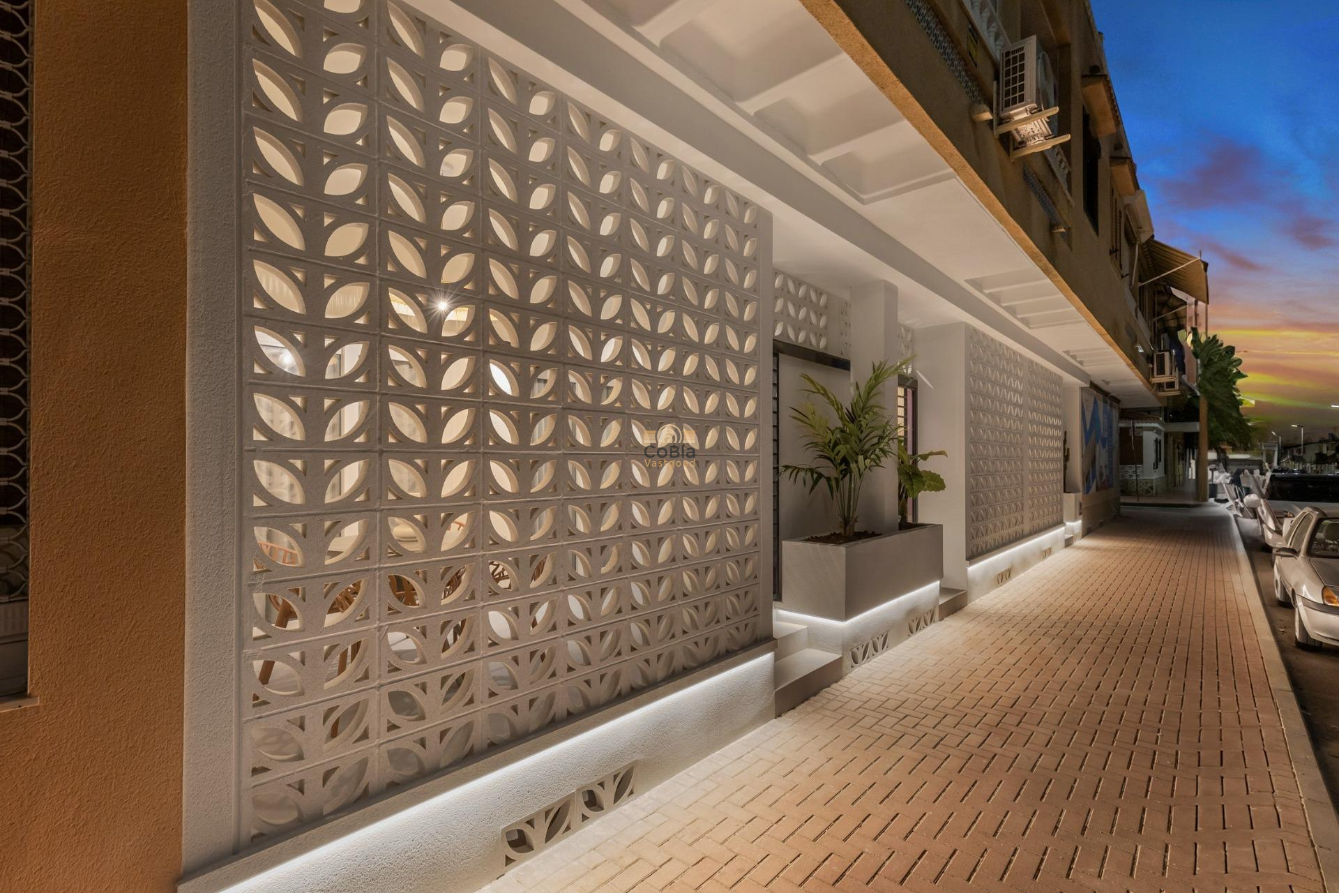 Neue Gebäude - Apartment - Torrevieja - Playa Los Naufragos