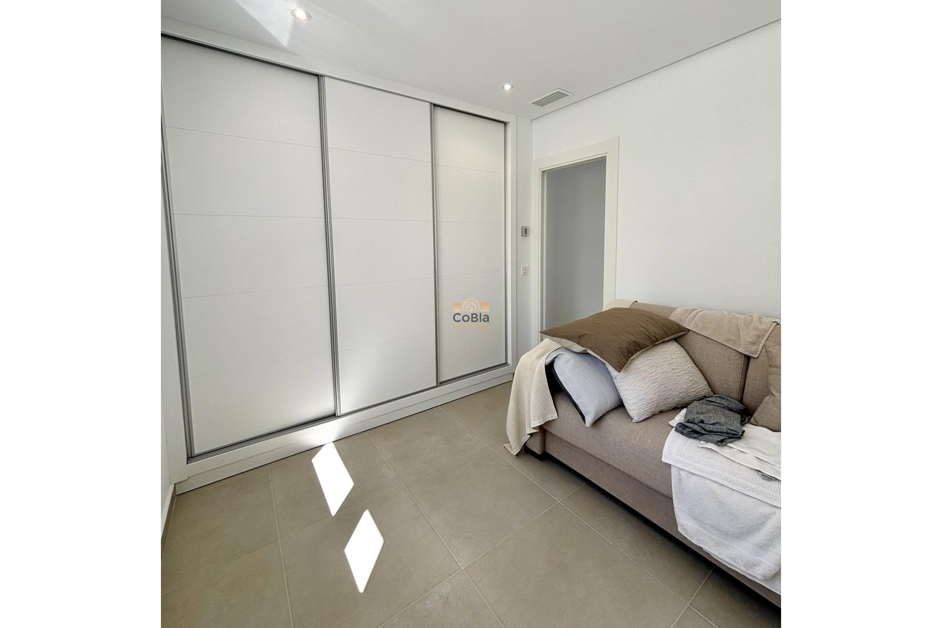 Neue Gebäude - Villa - Benijofar