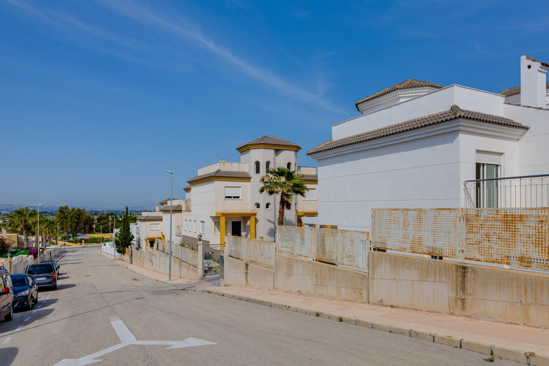 Neue Gebäude - Villa - San Fulgencio - Oasis La Marina