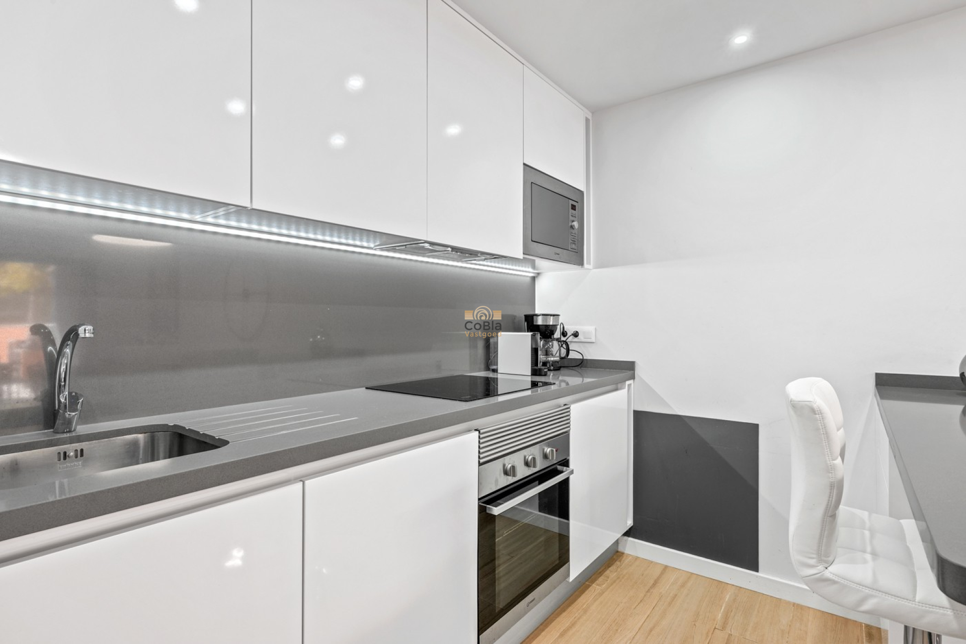 Resale - Apartments - Orihuela Costa - Villamartín