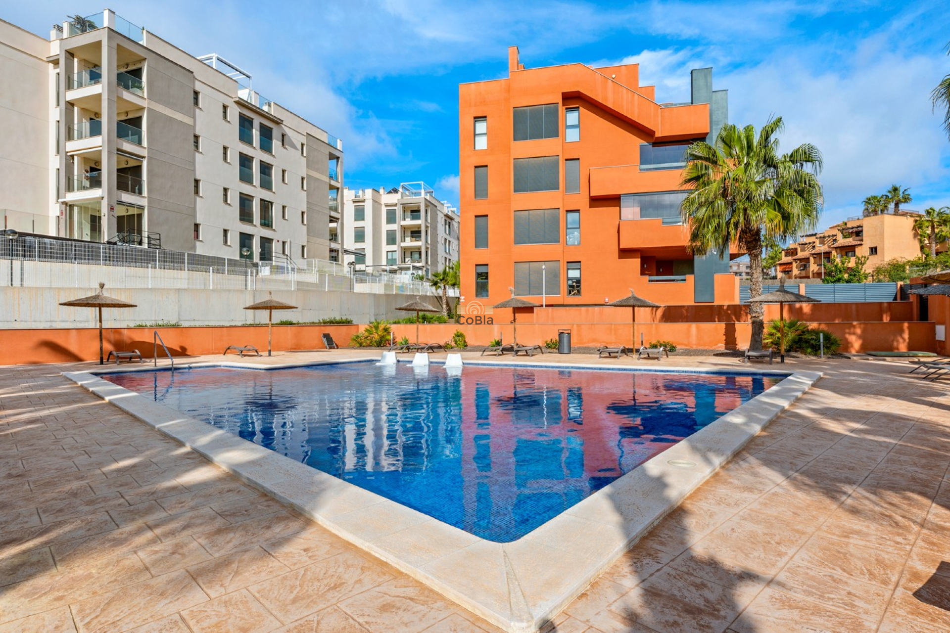 Resale - Apartments - Orihuela Costa - Villamartín
