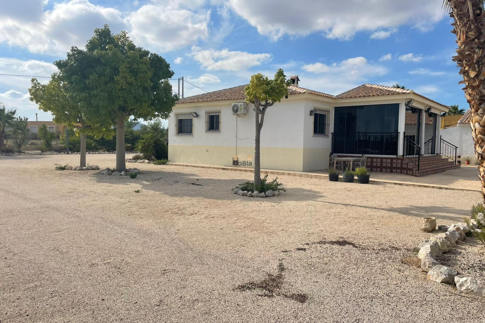 Resale - Finca / Country Property - Abanilla