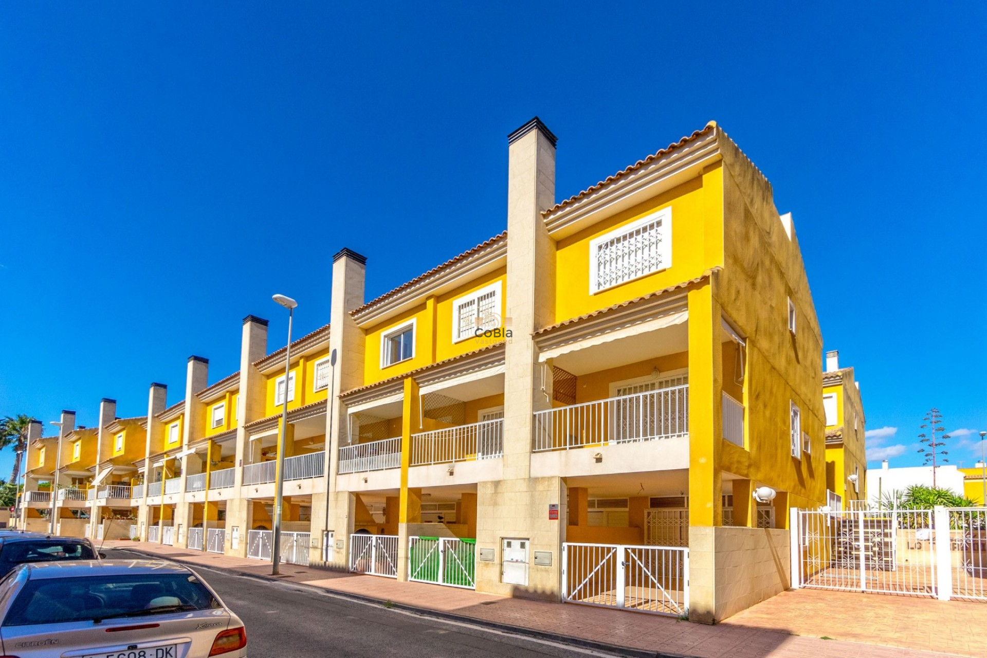 Resale - Townhouse - Ciudad Quesada - Pueblo Bravo