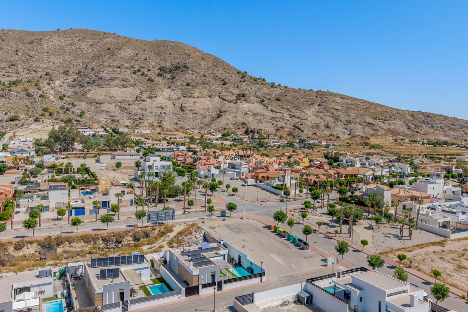 Resale - Villa - Fortuna - Urbanizacion Las Kalendas