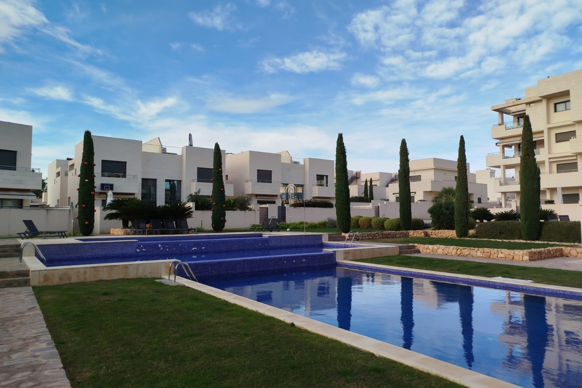 Resale - Villa - Orihuela Costa - Los Dolses