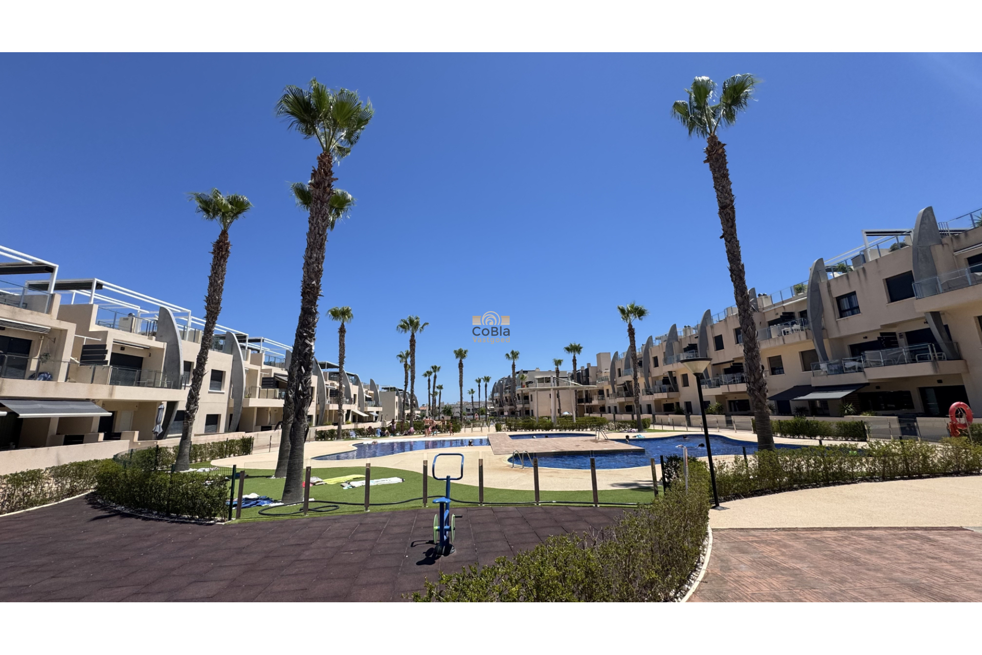Revente - Apartments - Mil Palmeras