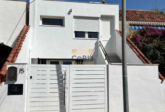 Stadthaus - Wiederverkauf - Torrevieja - Los Balcones
