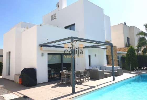Villa - Location à court terme - Ciudad Quesada - CB-22600