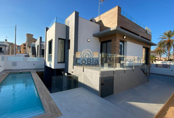 Villa - Neue Gebäude - Torrevieja - NBR-26193