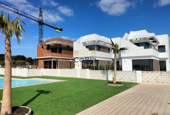 Villa - New Build - Pilar de la Horadada - NBR-84352