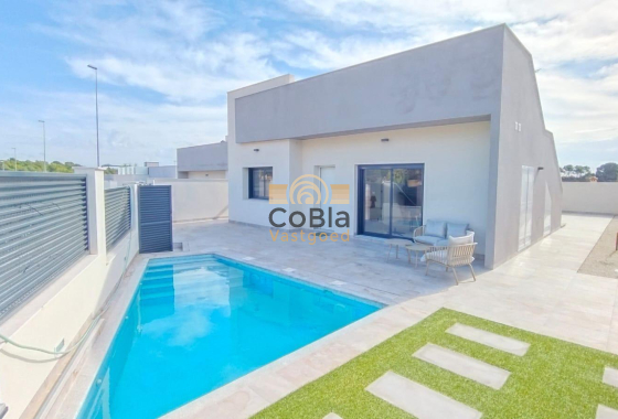 Villa - New Build - Pilar de la Horadada - Pinar de Campoverde