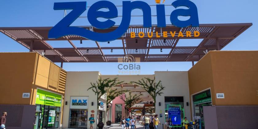 Ontdek het winkelparadijs van La Zenia Boulevard in Orihuela Costa 