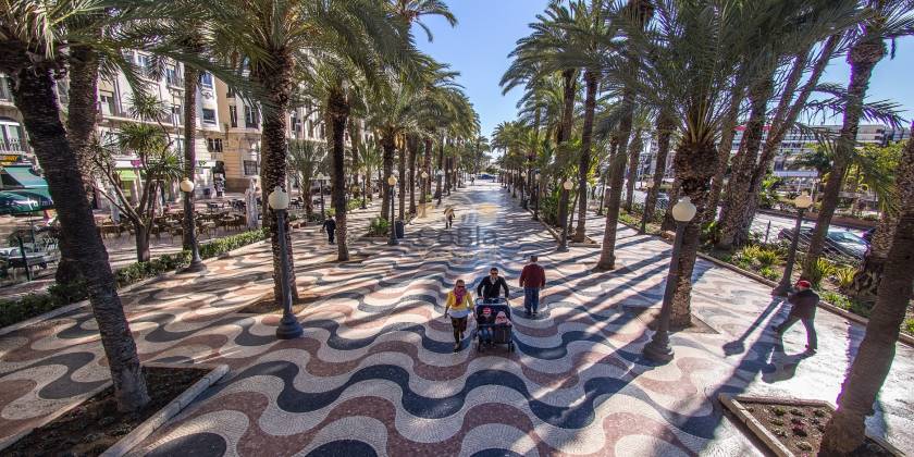 De prachtige stad Alicante 