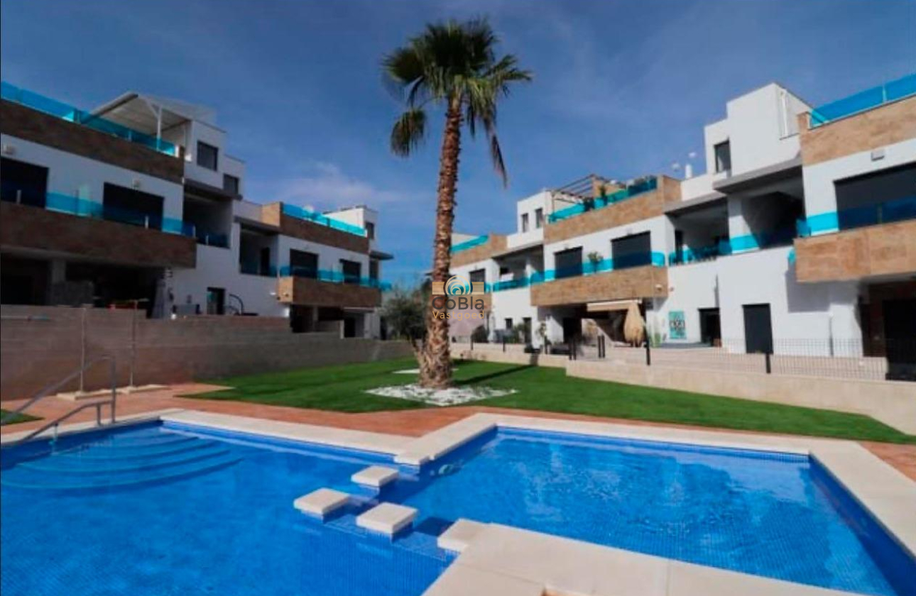 Neue Gebäude - Stadthaus - Bigastro - pueblo