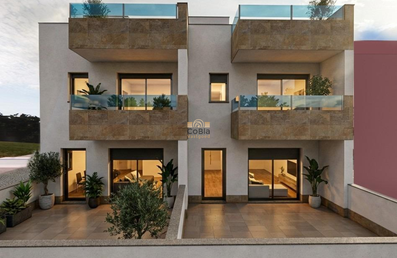 Neue Gebäude - Stadthaus - Bigastro - pueblo