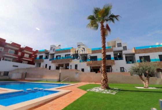 Neue Gebäude - Stadthaus - Bigastro - pueblo