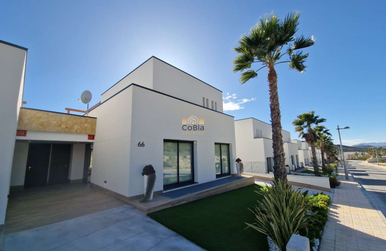 Herverkoop - Villa - Monforte del Cid - Font del Llop