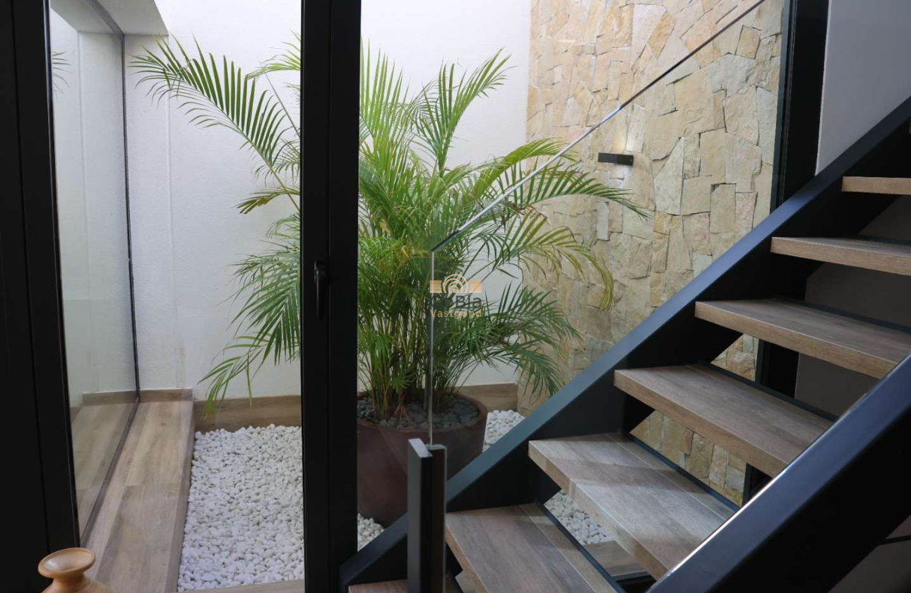 Herverkoop - Villa - Monforte del Cid - Font del Llop