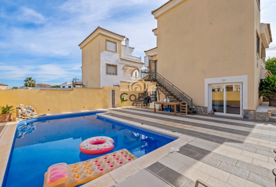 Herverkoop - Villa - Orihuela Costa - Castillo de Don Juan