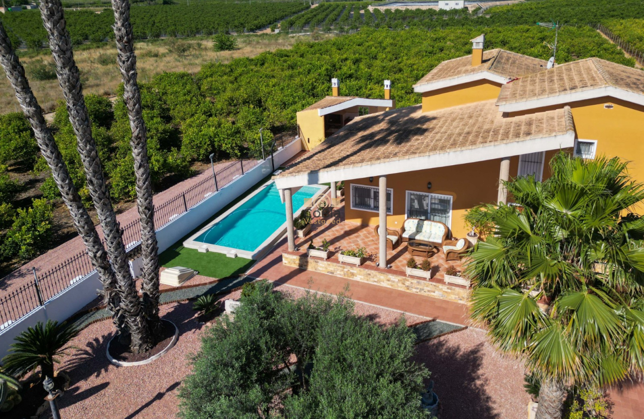 Herverkoop - Finca Country Property - Orihuela