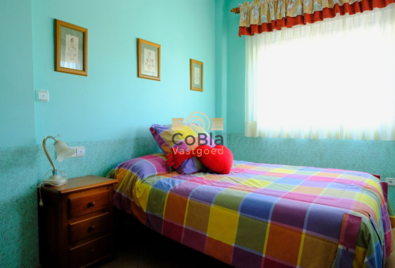 Herverkoop - Finca Country Property - Orihuela