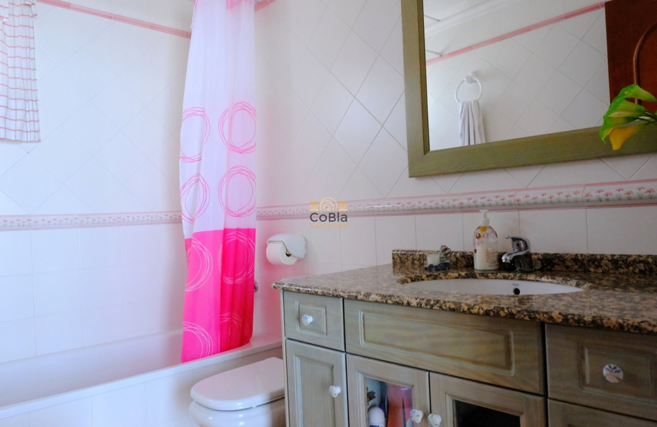 Herverkoop - Finca Country Property - Orihuela