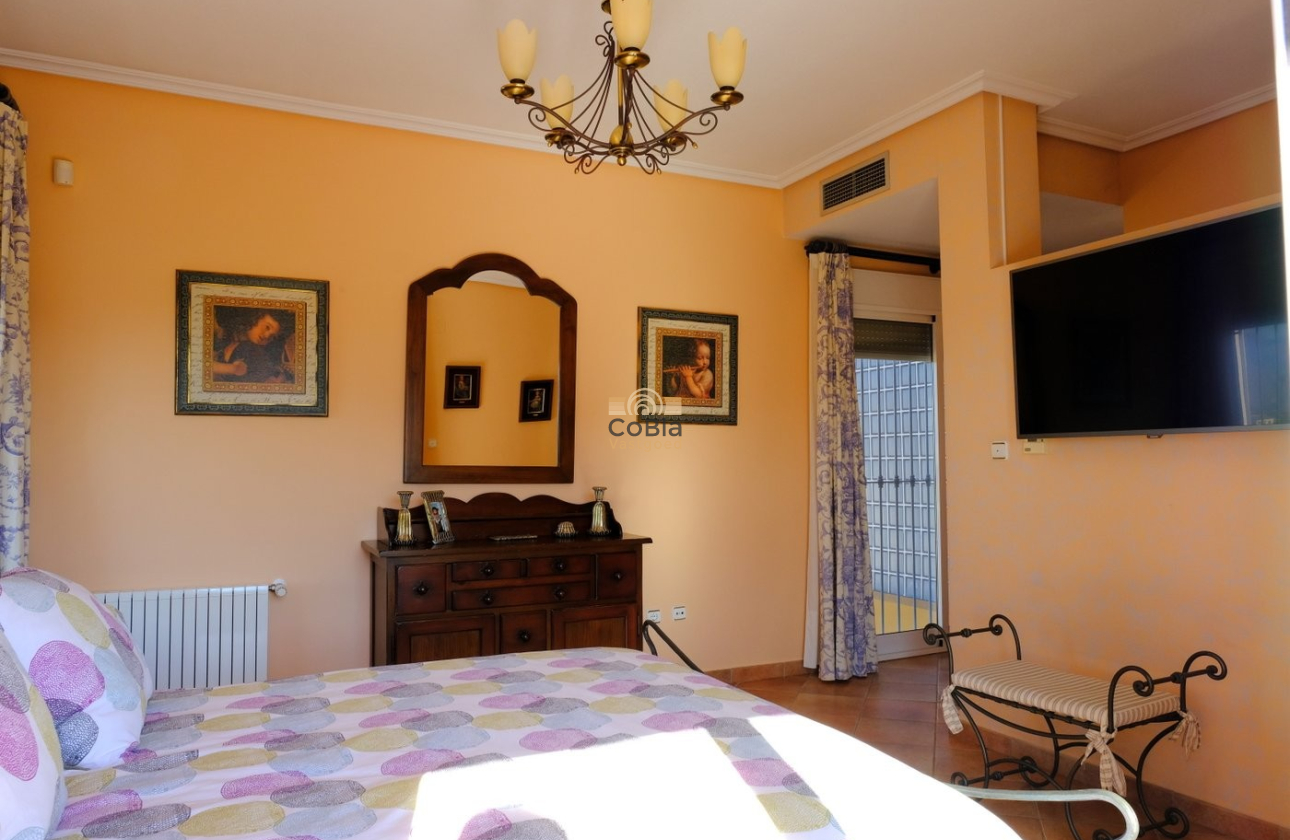 Herverkoop - Finca Country Property - Orihuela