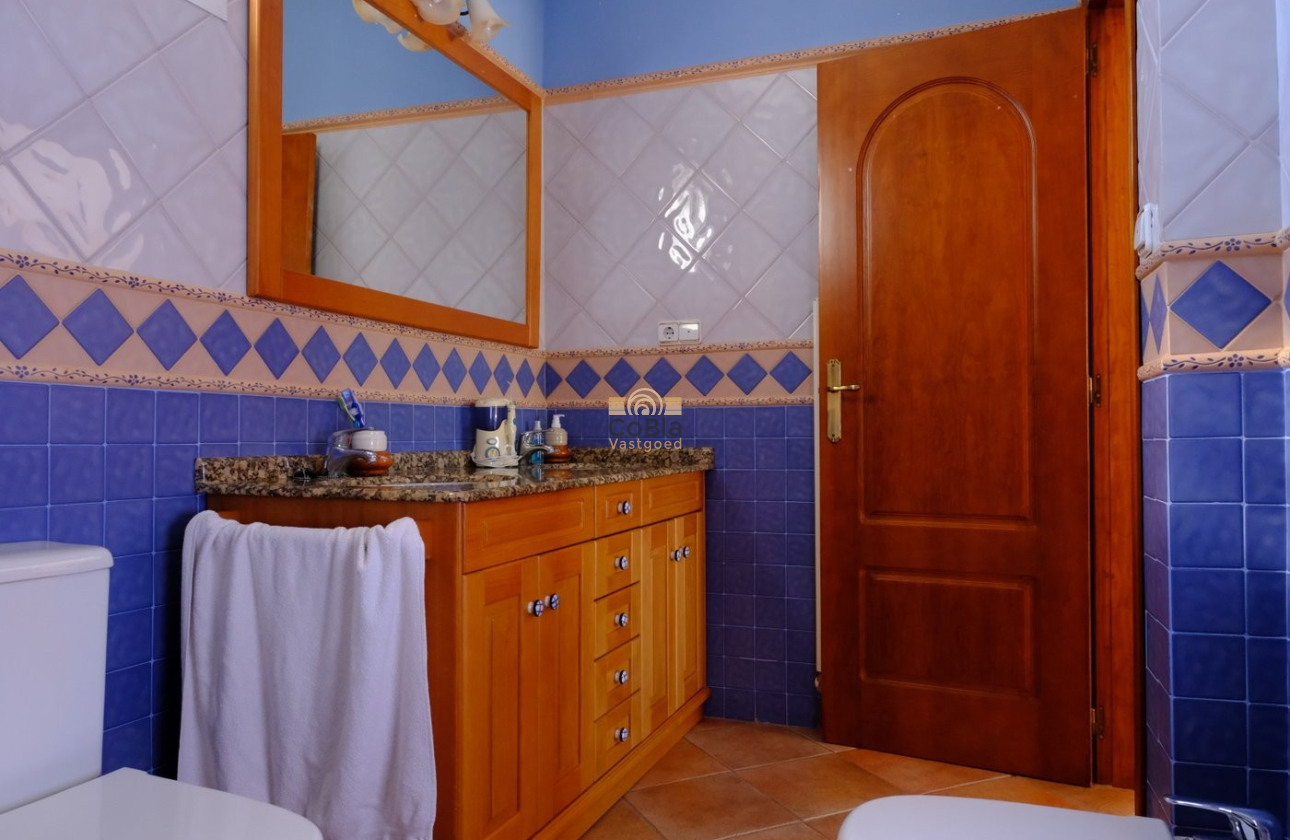 Herverkoop - Finca Country Property - Orihuela