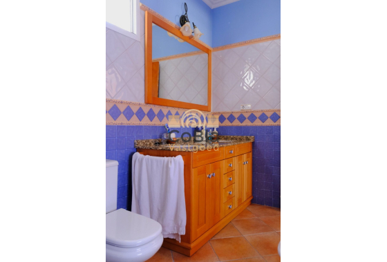 Herverkoop - Finca Country Property - Orihuela