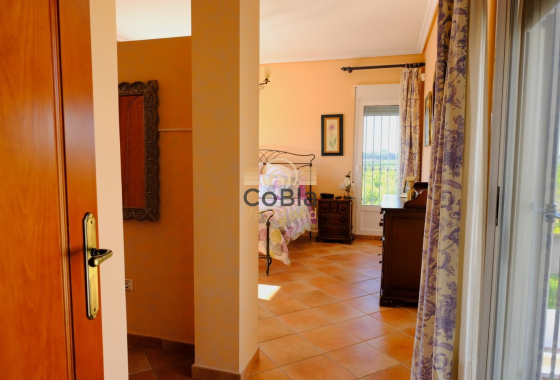 Herverkoop - Finca Country Property - Orihuela