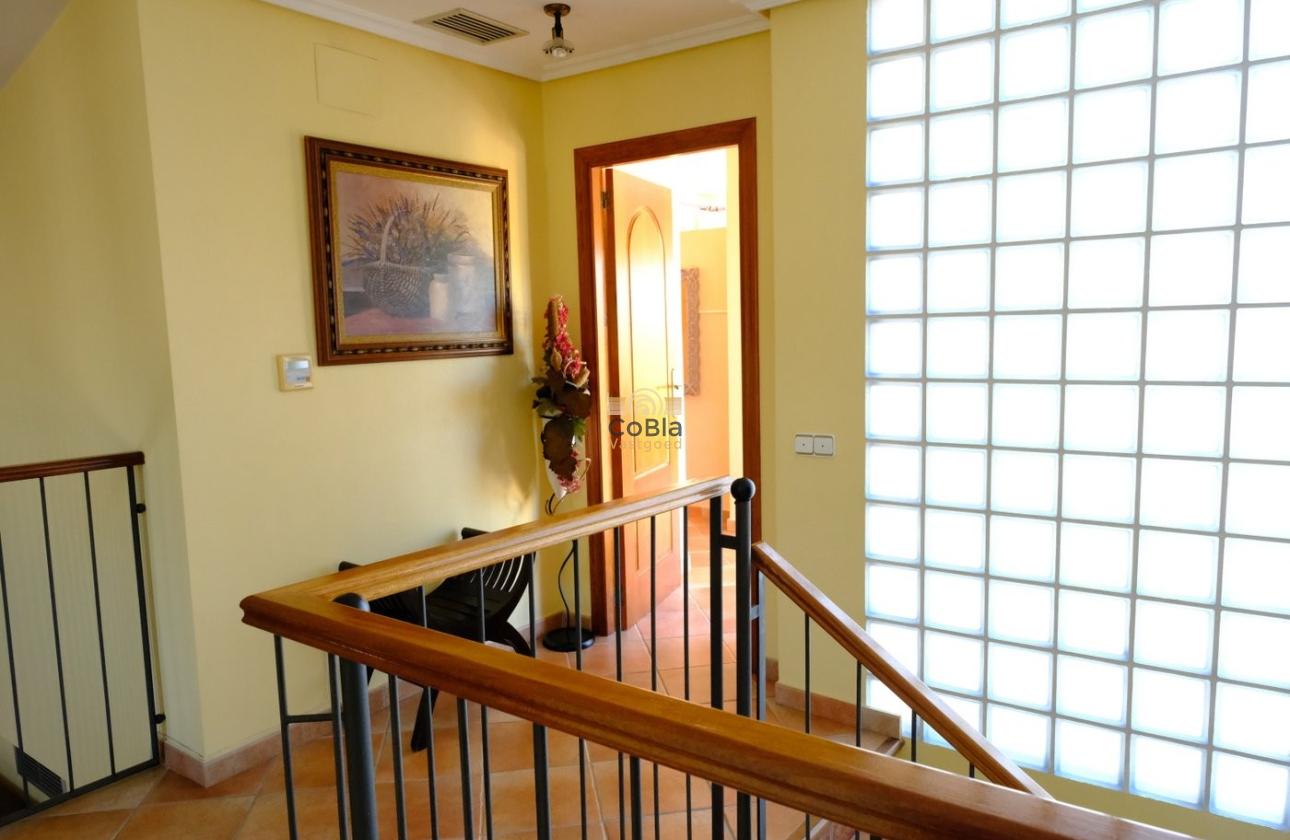 Herverkoop - Finca Country Property - Orihuela