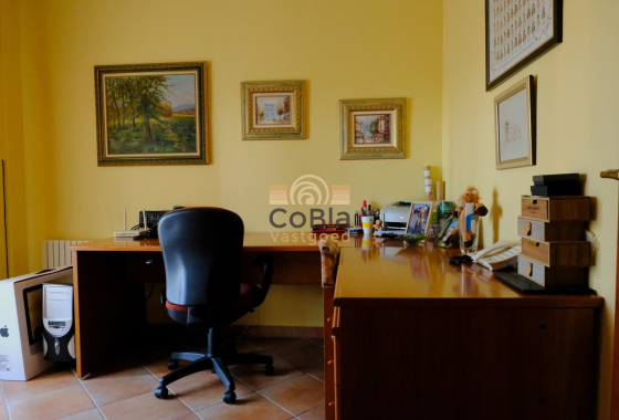 Herverkoop - Finca Country Property - Orihuela