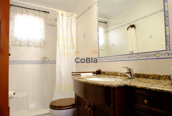 Herverkoop - Finca Country Property - Orihuela