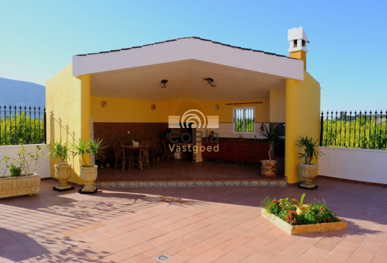 Herverkoop - Finca Country Property - Orihuela