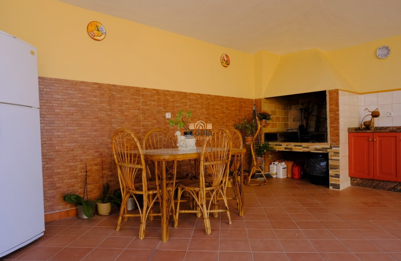 Herverkoop - Finca Country Property - Orihuela