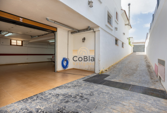 Resale - Detached Villa - Los Montesinos - La Herrada