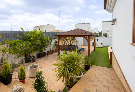 Resale - Detached Villa - Los Montesinos - La Herrada