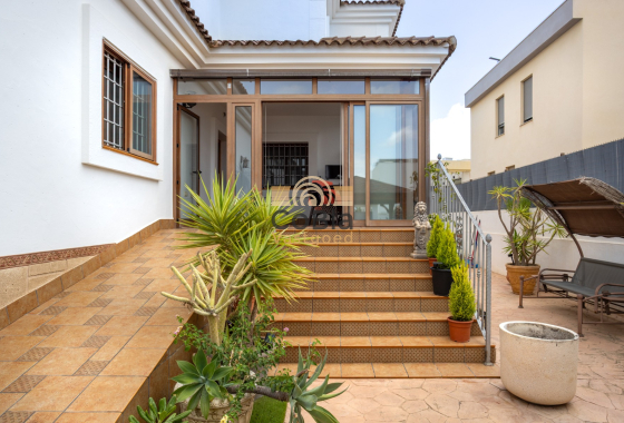 Resale - Detached Villa - Los Montesinos - La Herrada
