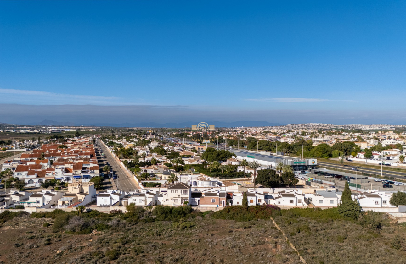 Resale - Detached Villa - Torrevieja - Urbanización San Luis