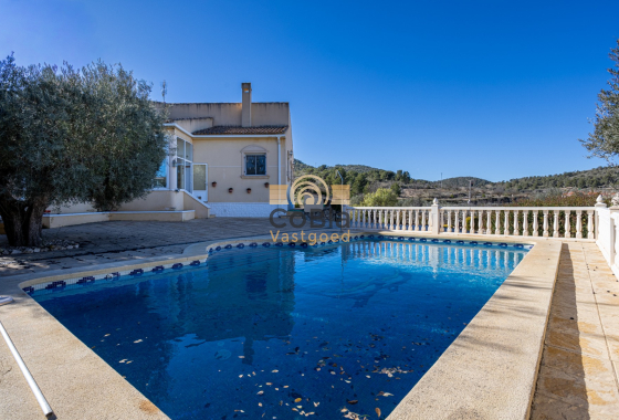 Herverkoop - Finca Country Property - La Zarza